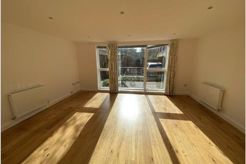 2 bedroom flat for sale, Parkside, Cambridge, Cambridgeshire, CB1