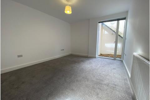 2 bedroom flat for sale, Parkside, Cambridge, Cambridgeshire, CB1