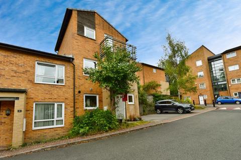 3 bedroom semi-detached house for sale, Beeches Hollow, Sheffield, South Yorkshire, S2