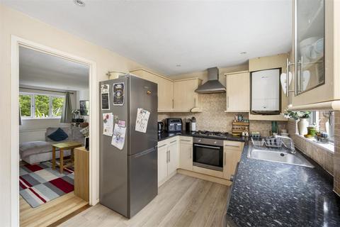 undefined, Tollgate Hill, Crawley