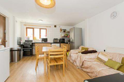 undefined, Sandy Lane, Cambridge, Cambridgeshire, CB4