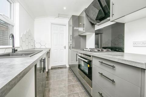 3 bedroom end of terrace house for sale, Sydney Street, Brightlingsea, Colchester, Essex, CO7
