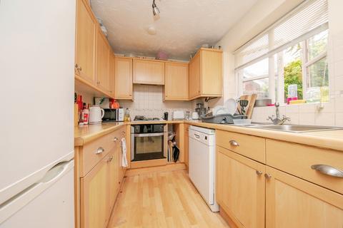 4 bedroom house for sale, Hatcher Crescent, COLCHESTER, Essex, CO2
