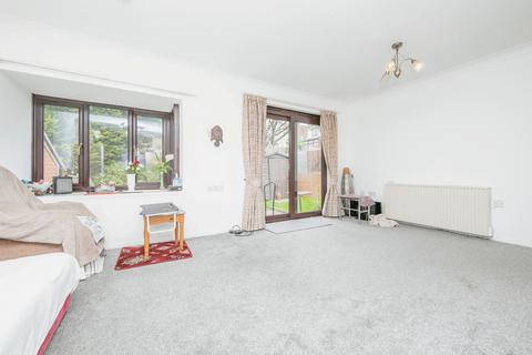 1 bedroom bungalow for sale, Orchard Gardens, Ipswich Road, Colchester, Essex, CO4