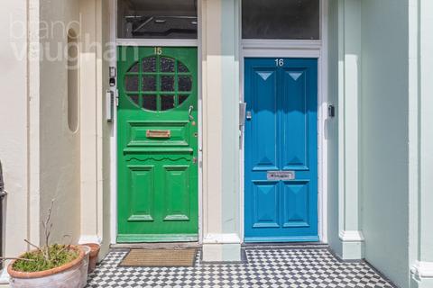 undefined, St. Georges Terrace, Brighton, East Sussex, BN2