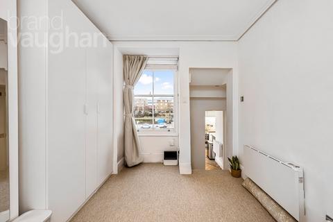 undefined, St. Georges Terrace, Brighton, East Sussex, BN2
