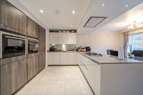 5 bedroom house for sale, Norwood Road, Southall, UB2