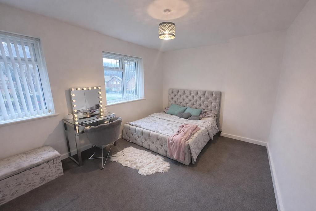 1st bedroom.png