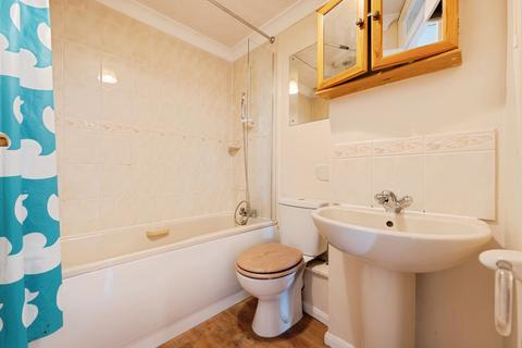 1 bedroom flat for sale, Chestnut Drive, Soham, Ely, Cambridgeshire, CB7