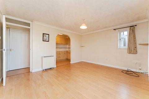 1 bedroom flat for sale, Chestnut Drive, Soham, Ely, Cambridgeshire, CB7