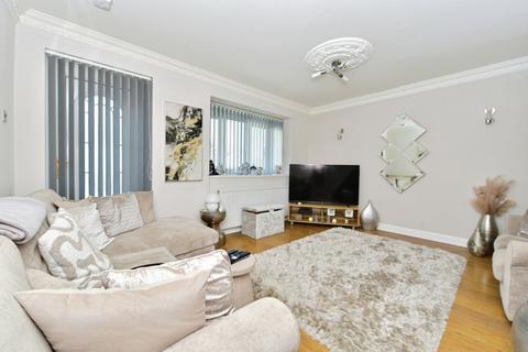 3 bedroom semi-detached house for sale, Farnley Avenue, Sheffield, South Yorkshire, S6