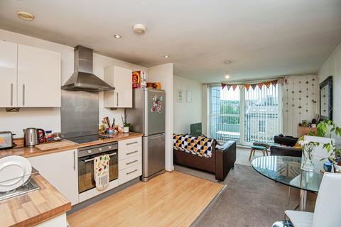 2 bedroom flat for sale, Penistone Road, Sheffield, South Yorkshire, S6