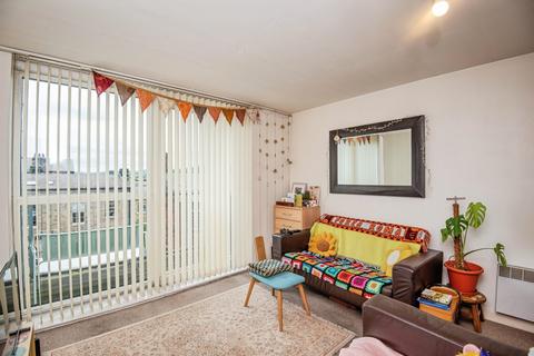 2 bedroom flat for sale, Penistone Road, Sheffield, South Yorkshire, S6