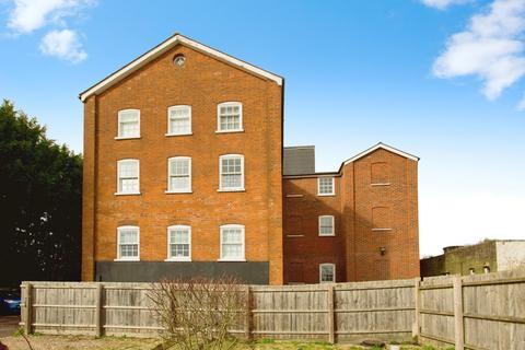 2 bedroom flat for sale, Royston Road, Wendens Ambo, Saffron Walden, Essex, CB11