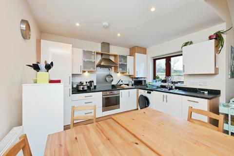 2 bedroom bungalow for sale, Abberley Wood, Great Shelford, Cambridge, Cambridgeshire, CB22