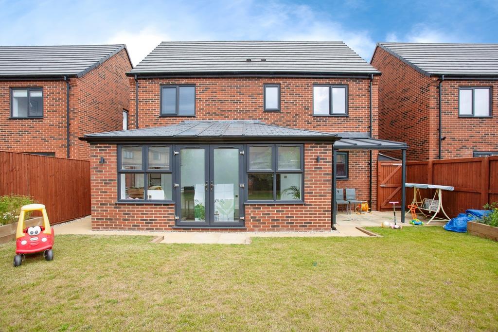 House in Rotherham, Waverley - View 2