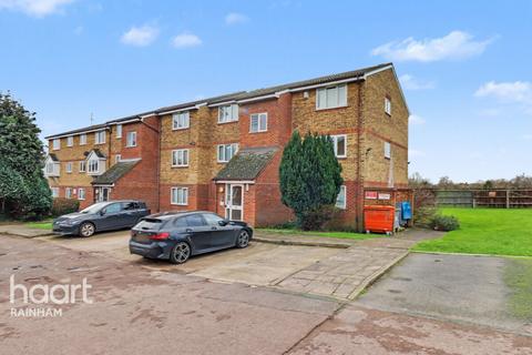1 bedroom apartment for sale, Leston Close, Rainham