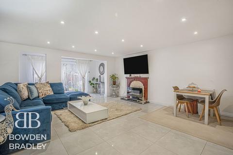 3 bedroom terraced house for sale, Copperfield, Chigwell, IG7