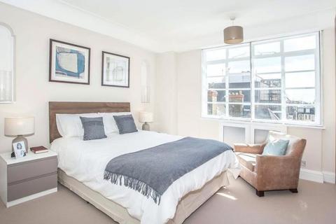 2 bedroom apartment to rent, Hallam Street, London W1W