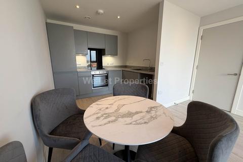 1 bedroom apartment to rent, Oldfield Road, Salford M5