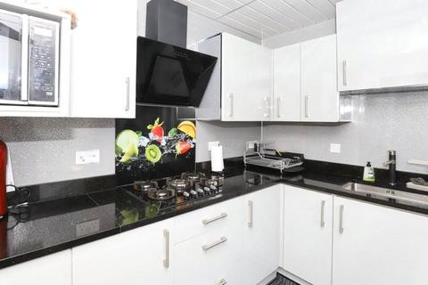 Holland Road, Sheffield, South Yorkshire, S2