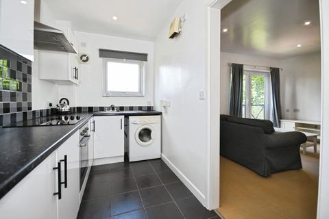 2 bedroom flat for sale, Headford Grove, Sheffield, South Yorkshire, S3