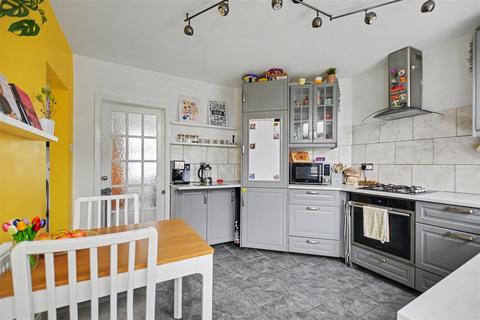 3 bedroom semi-detached house for sale, Harriett Street, Stapleford