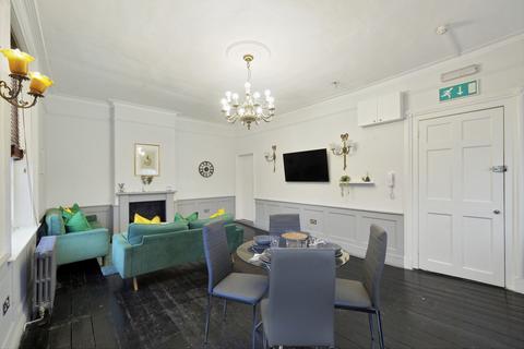 2 bedroom apartment to rent, 110 Chiswick Lane South, London W4