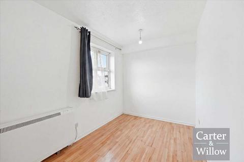 2 bedroom apartment for sale, Shafter Road, Essex