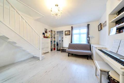 3 bedroom end of terrace house for sale, Lowdell Close, Yiewsley, West Drayton
