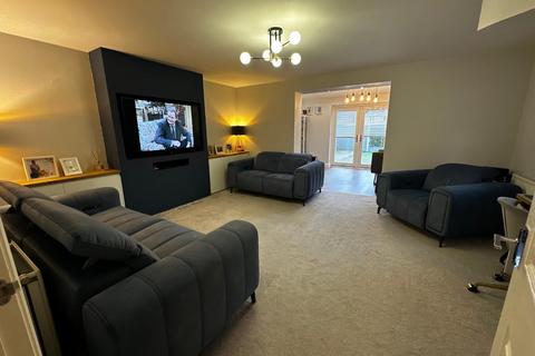 undefined, Pel Crescent, Oldbury B68