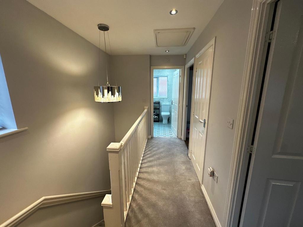 Pel Crescent Hallway.jpg