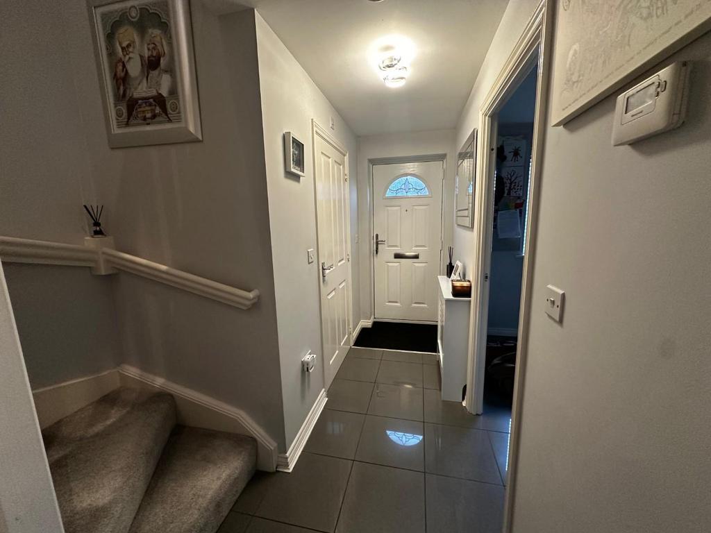 Pel Crescent Hallway1.jpg