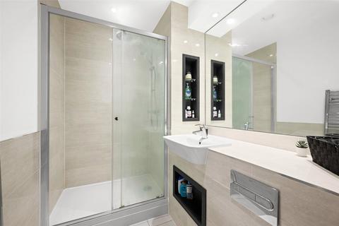 2 bedroom apartment for sale, Regal Walk, Bexleyheath, Kent, DA6