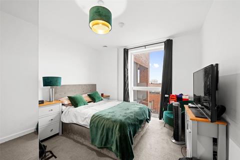 2 bedroom apartment for sale, Regal Walk, Bexleyheath, Kent, DA6