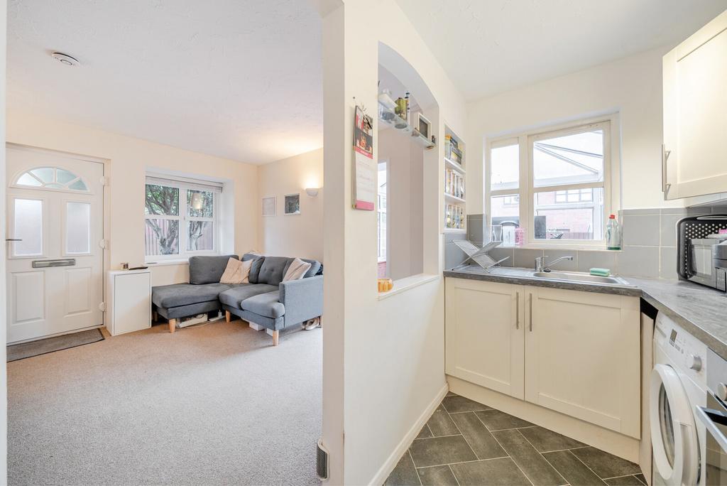 Sitting Room/Kitchen