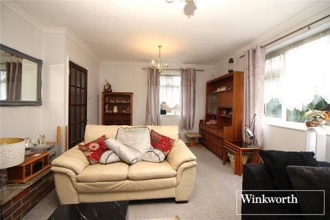 3 bedroom end of terrace house for sale, Caishowe Road, Borehamwood, Hertfordshire, WD6