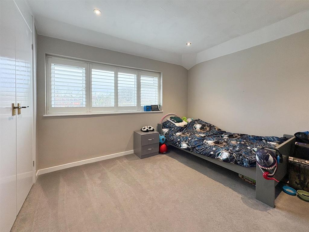 Bedroom2.jpg