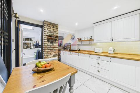 2 bedroom semi-detached house for sale, Albion Street, COLCHESTER CO5