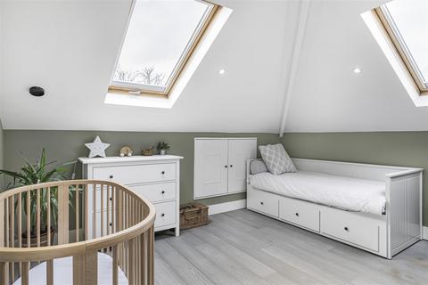 2 bedroom flat for sale, Roehampton Lane, Putney, SW15