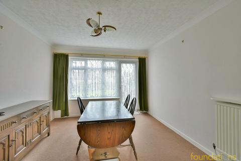 2 bedroom ground floor flat for sale, Normandale, Bexhill-on-Sea, TN39