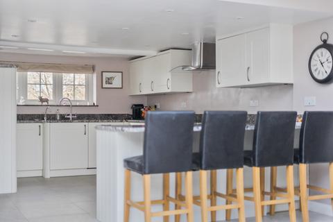 5 bedroom detached house for sale, 4 Upper Bourne Lane, Farnham, GU10