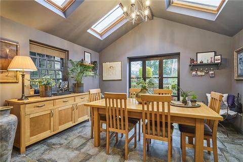 3 bedroom semi-detached house for sale, Main Street, Burley in Wharfedale, Ilkley, West Yorkshire, LS29