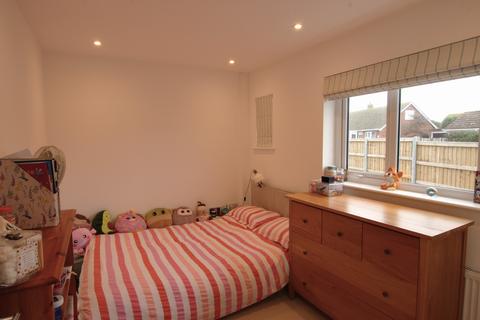4 bedroom detached house to rent, BOSMERE ROAD - HAYLING ISLAND - UNFURNISHED