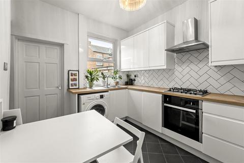 2 bedroom terraced house for sale, Seymour Grove, Sale