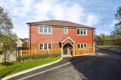 4 bedroom detached house for sale, Henwood Green Road, Tunbridge Wells TN2