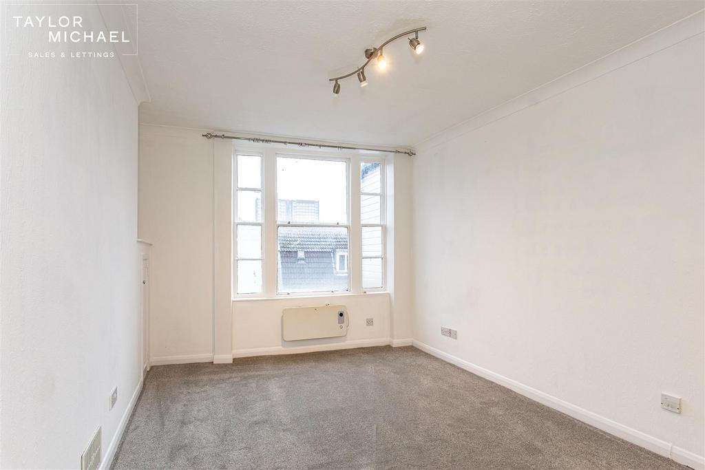 Studio Room