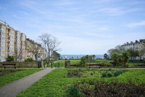 2 bedroom flat for sale, Warrior Square, St. Leonards-On-Sea