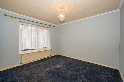 2 bedroom flat for sale, Sedlescombe Road South, St. Leonards-On-Sea