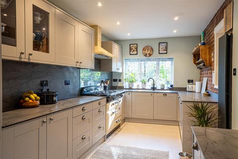 4 bedroom detached house for sale, Westfield Lane, St. Leonards-on-sea